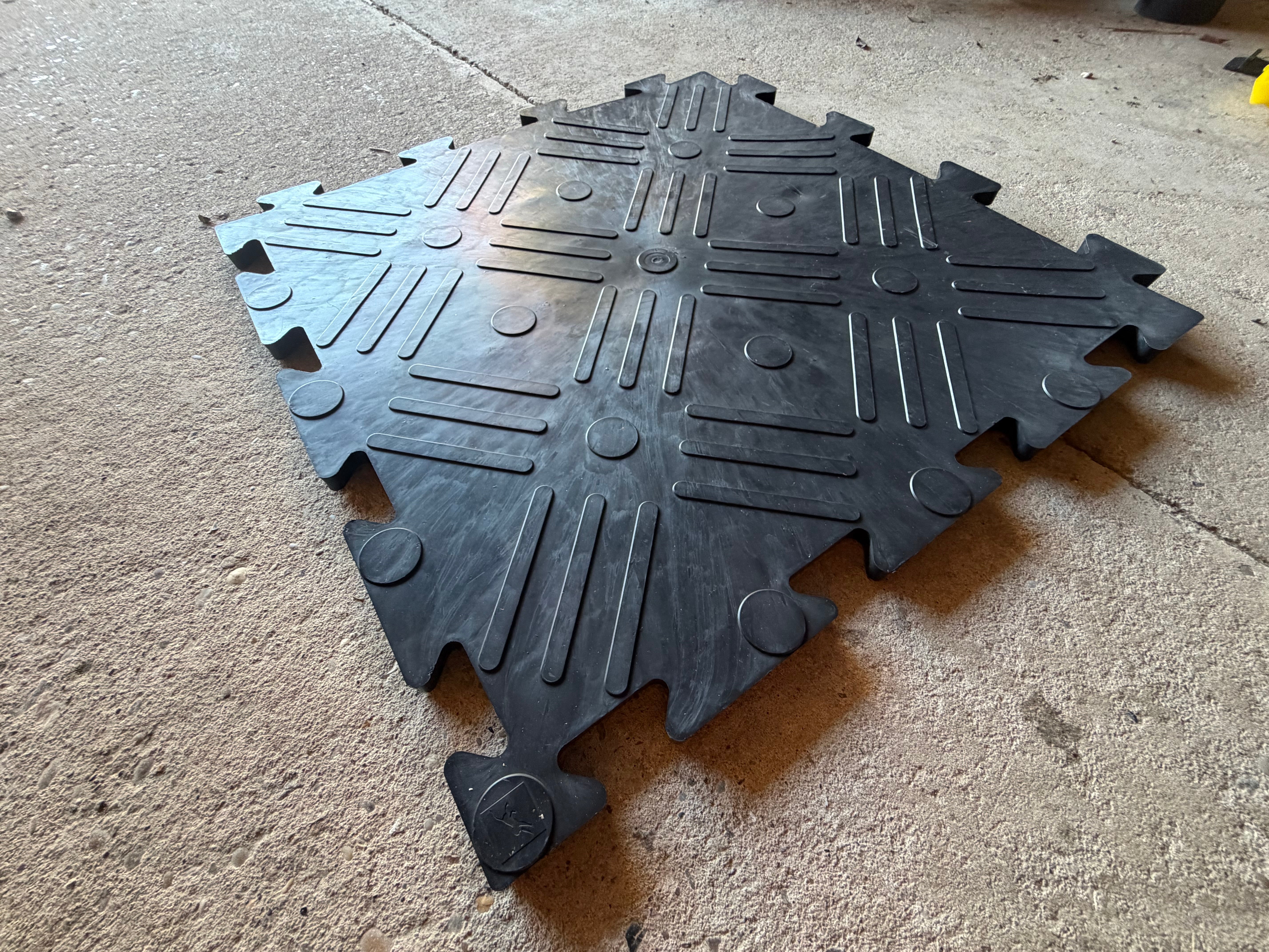 VALT® Pro Garageplatter